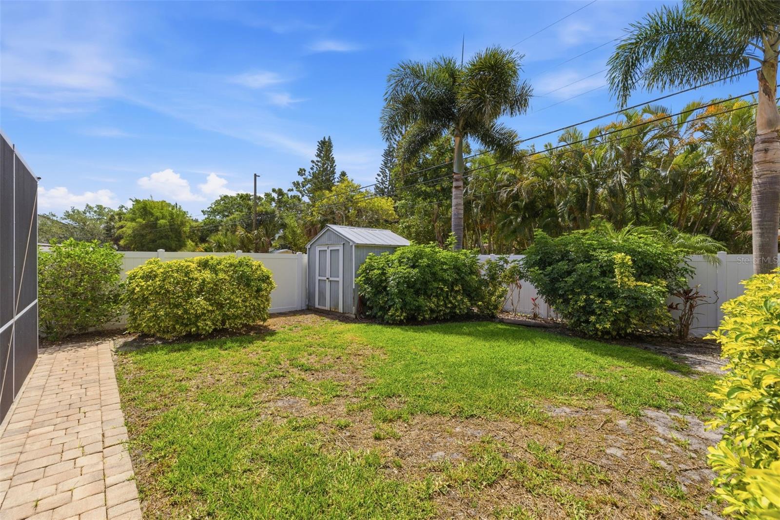 SNELL SHORES - Residential