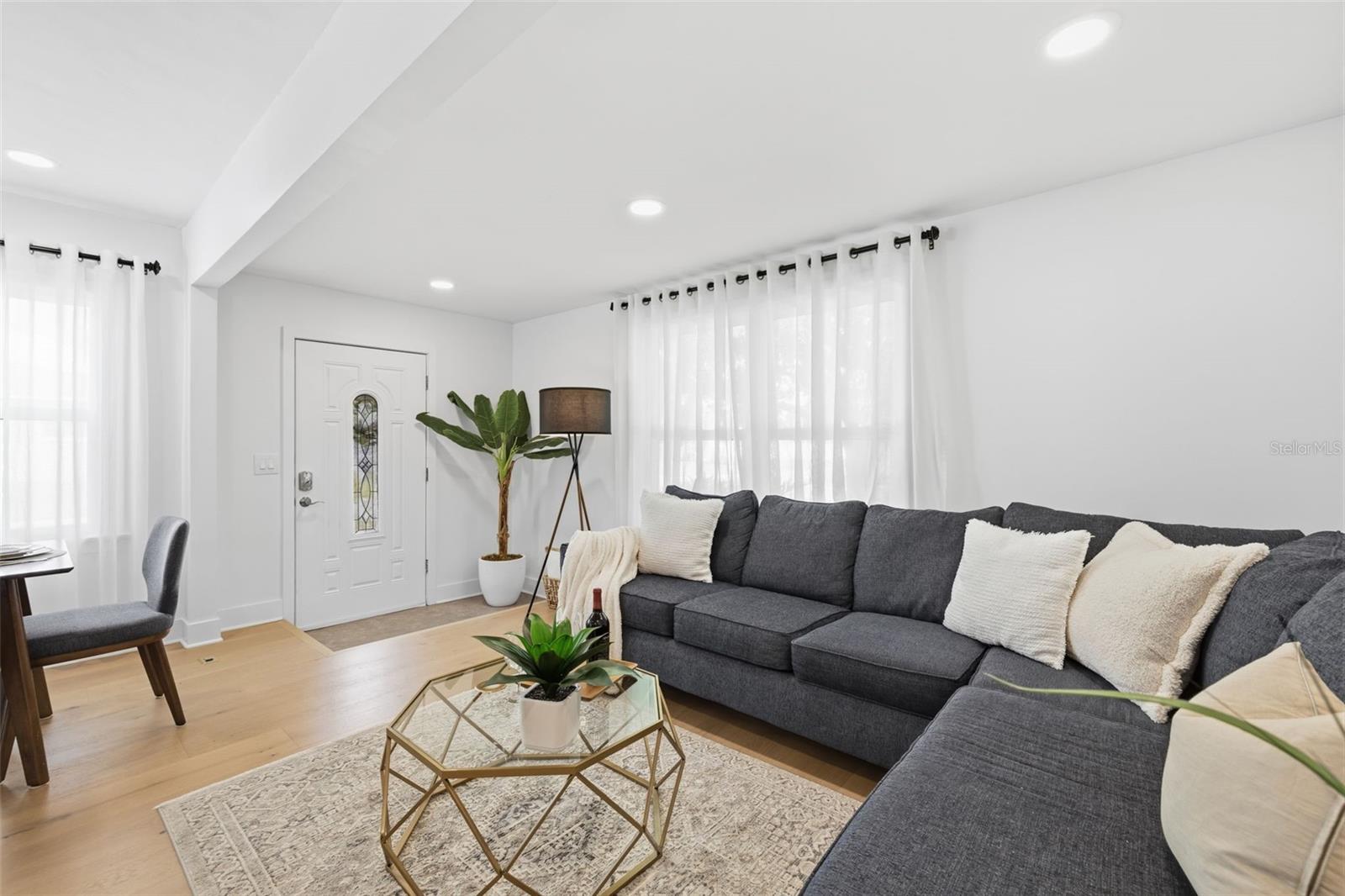 SNELL SHORES - Residential