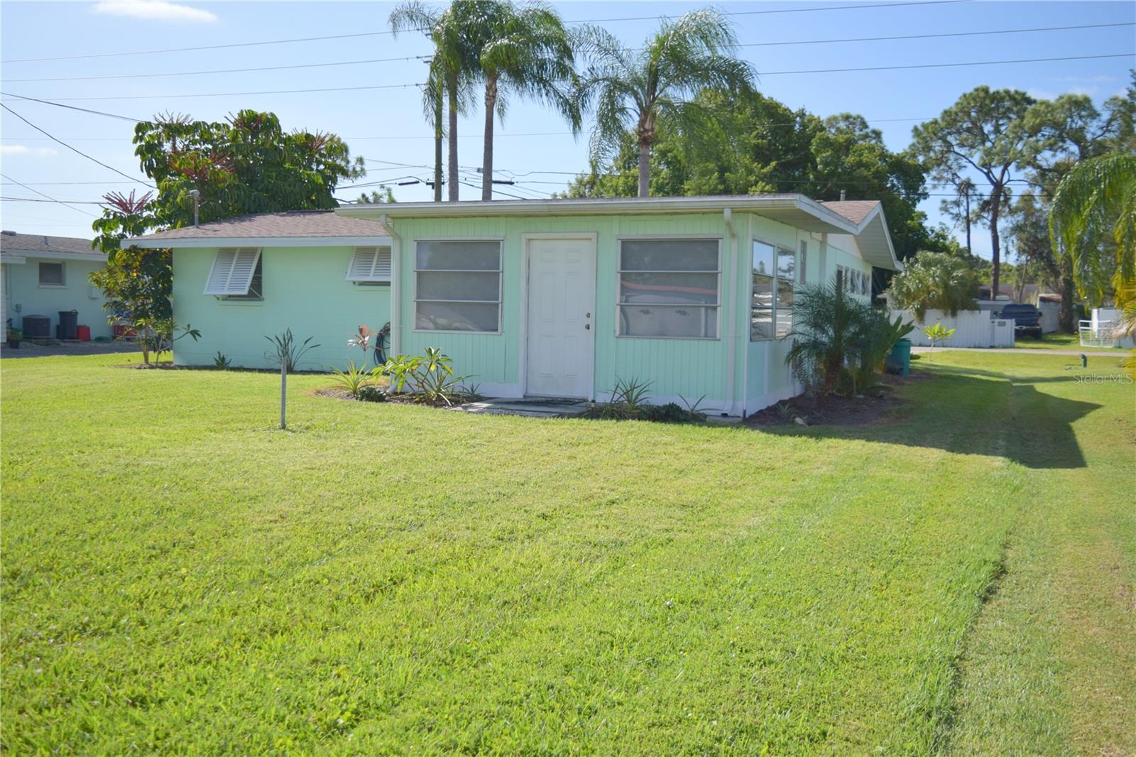 LONGS SUB OF LT 91 ENGLEWOOD - Residential Lease