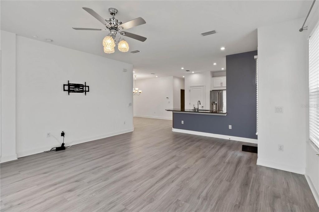 Photo of 10934 Wendover Drive, Palmetto, FL 34221 (MLS # A4679204)