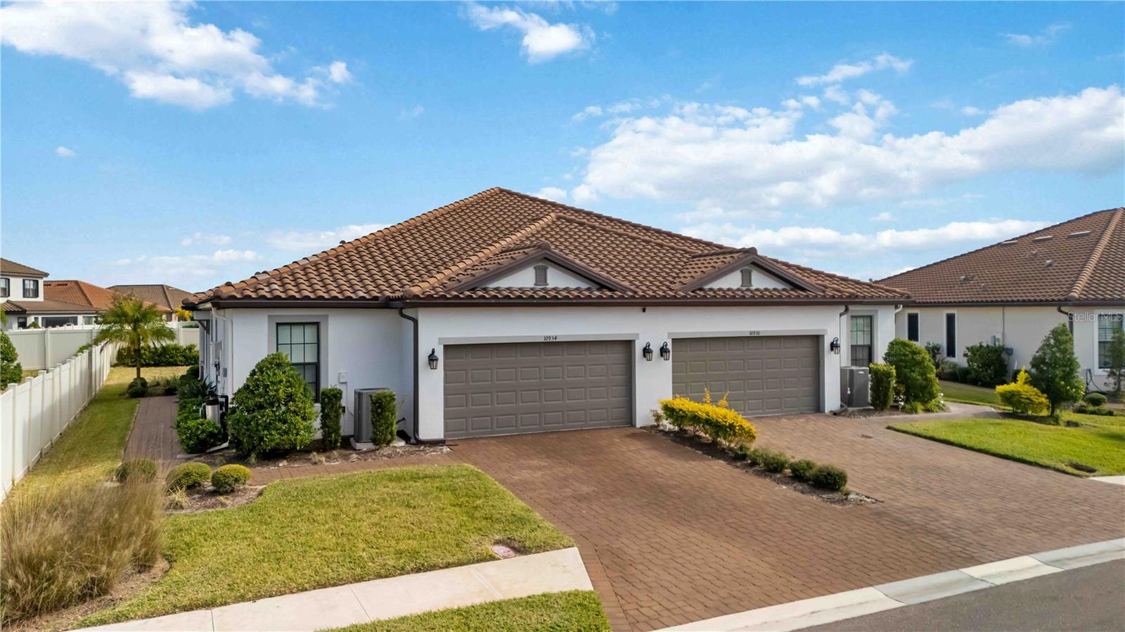 ARTISAN LAKES ESPLANADE PH IV SUBPH A,B, - Residential