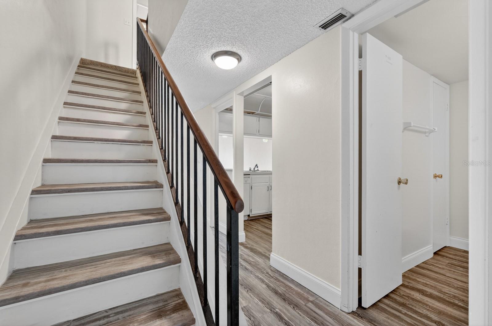 BEACON POINT CONDO - Residential