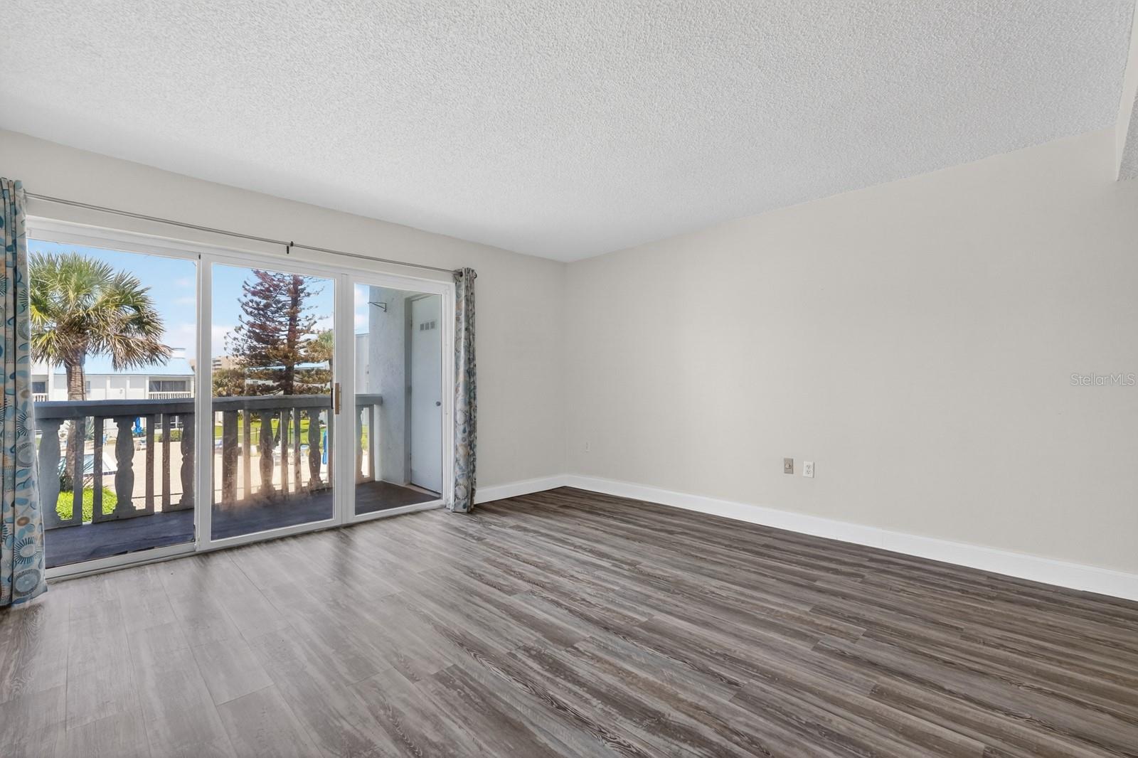BEACON POINT CONDO - Residential