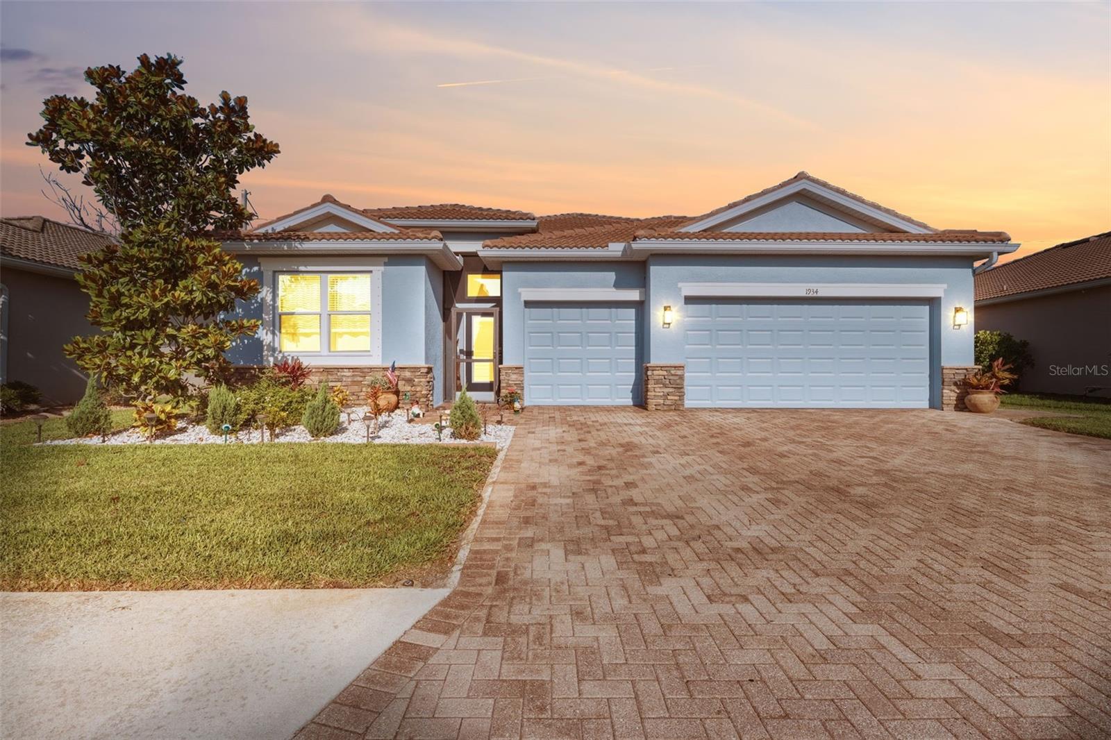 STONEYBROOK AT VENICE - Residential