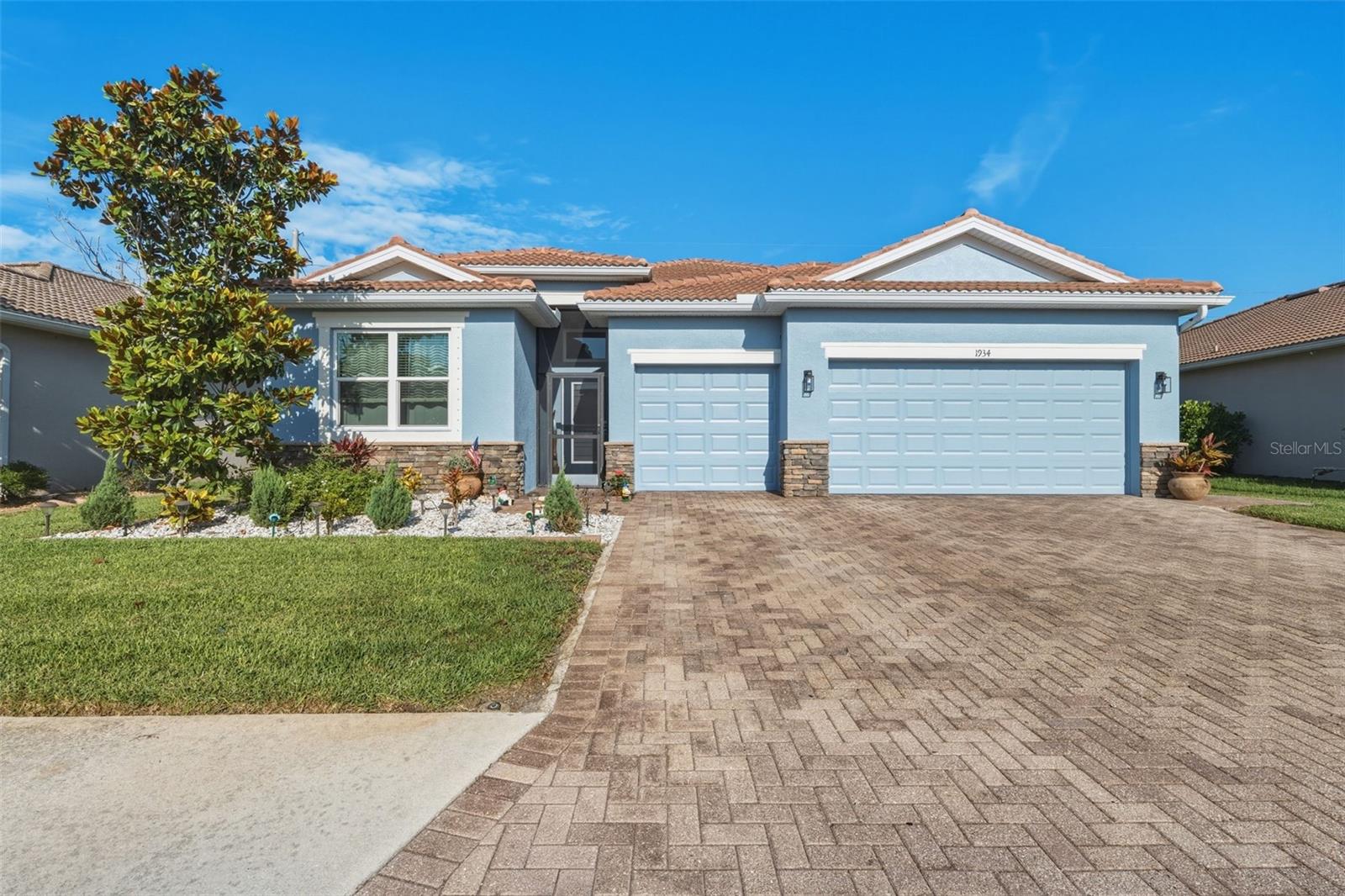 STONEYBROOK AT VENICE - Residential