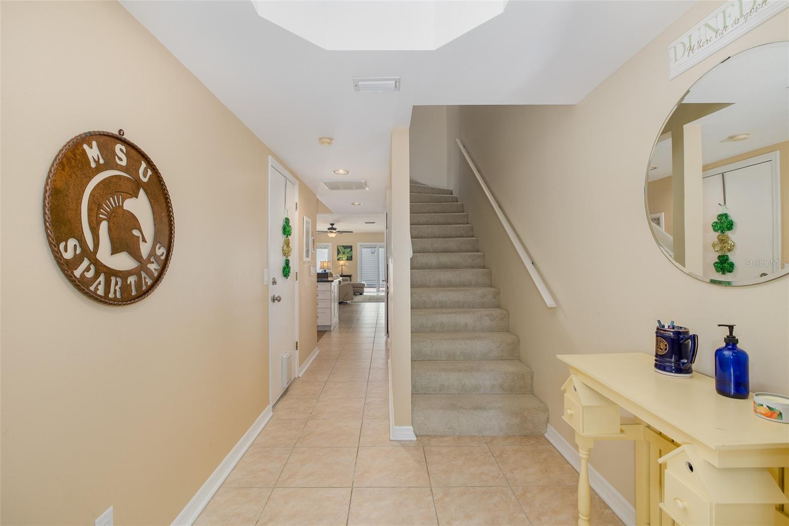 BROADWAY PALMS CONDO - Residential