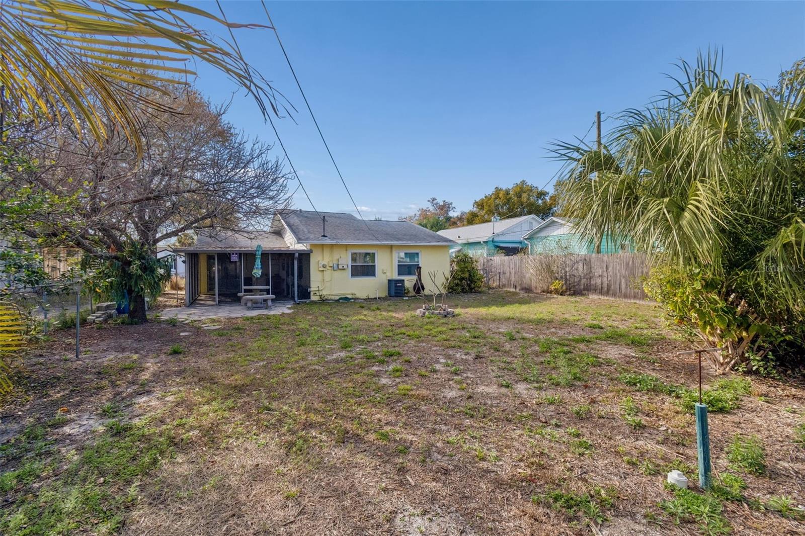 ROSS OAKS - Residential