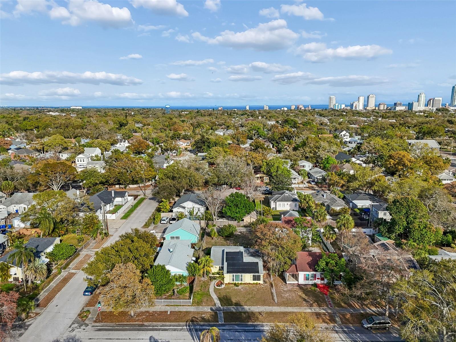 ROSS OAKS - Residential