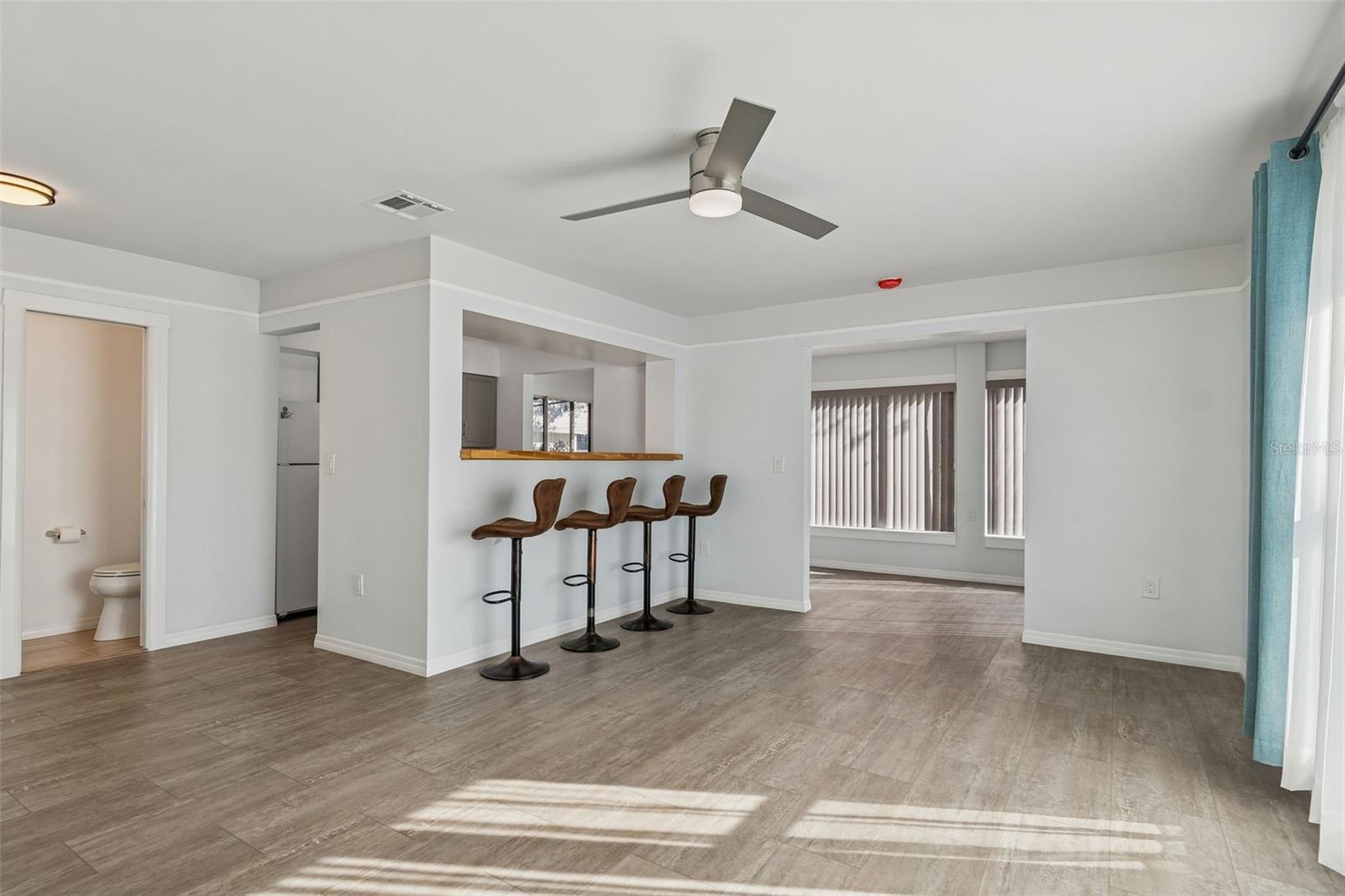 ROSS OAKS - Residential