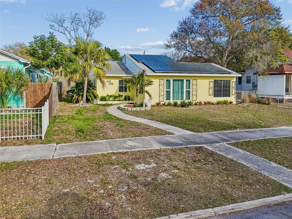 Photo of 1027 15th Street N, St Petersburg, FL 33705 (MLS # TB8480066)