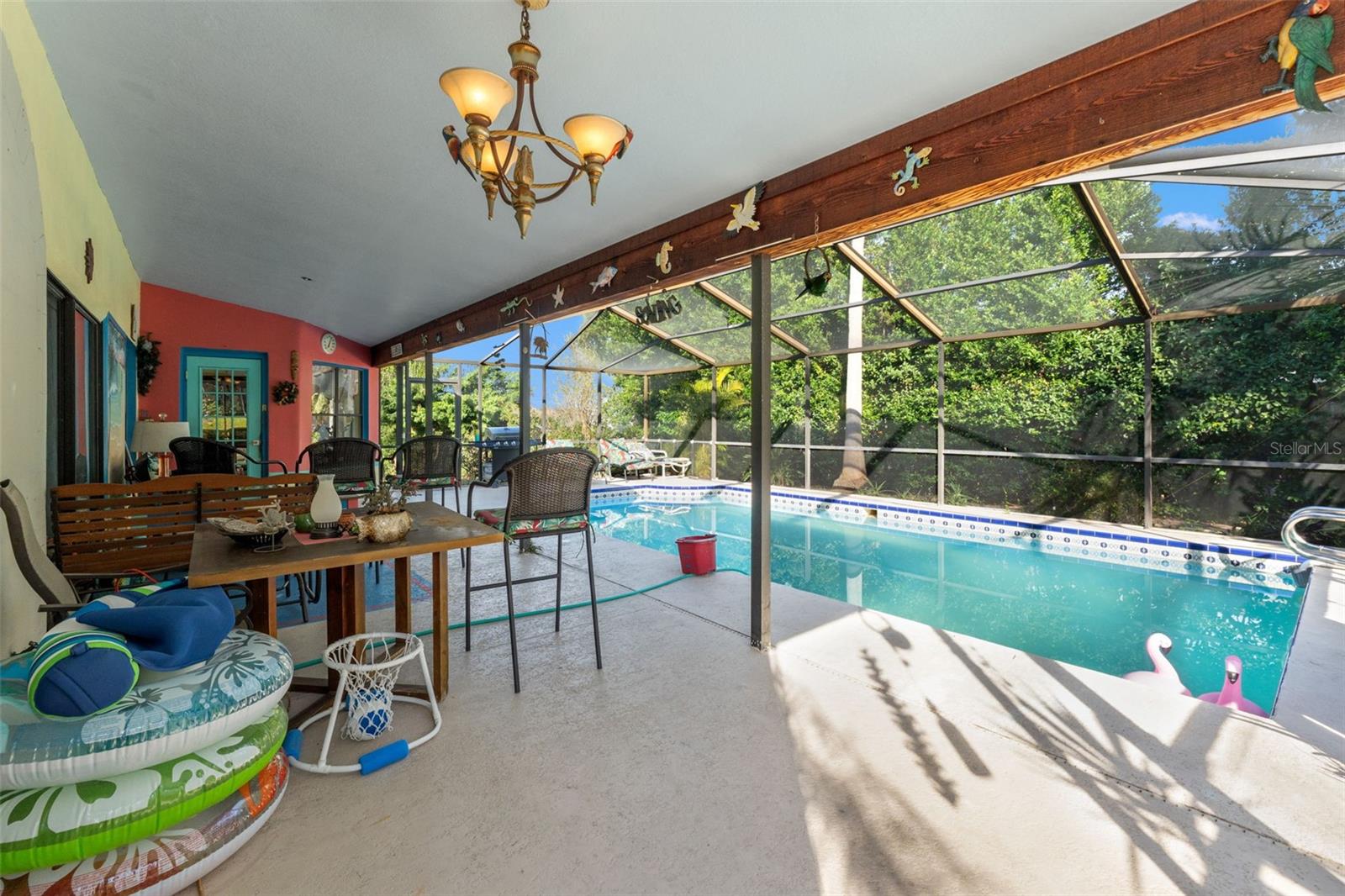 THE ESTATES - Residential