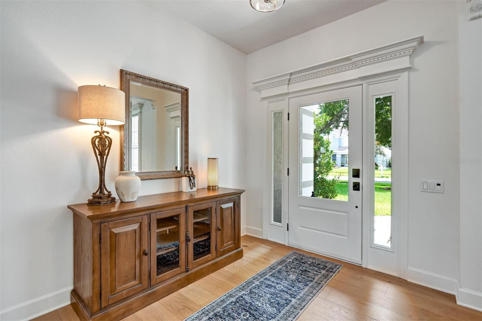 6011 WILLIAMSBURG WAY