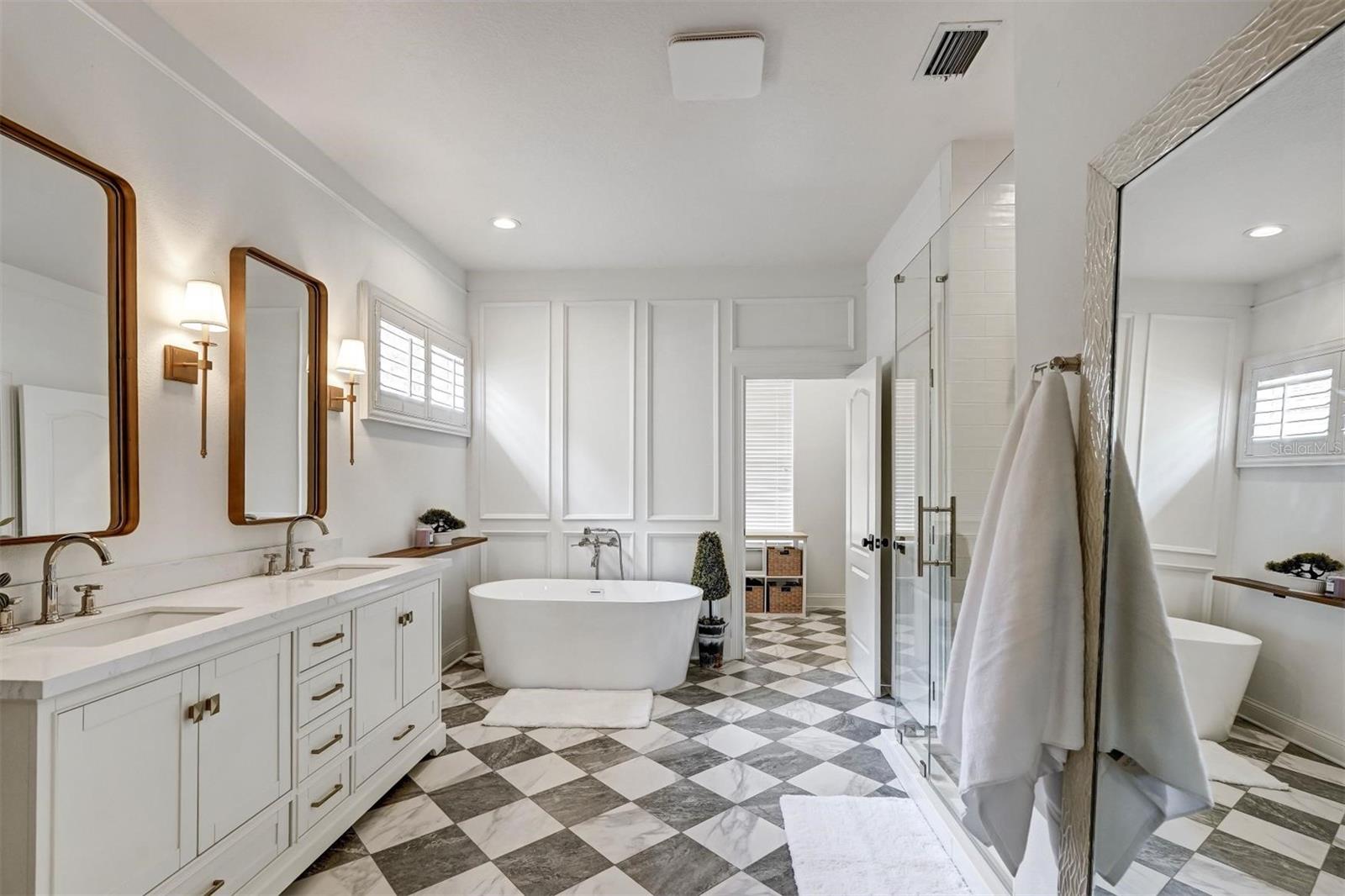 CARROLLWOOD RESERVE - Residential