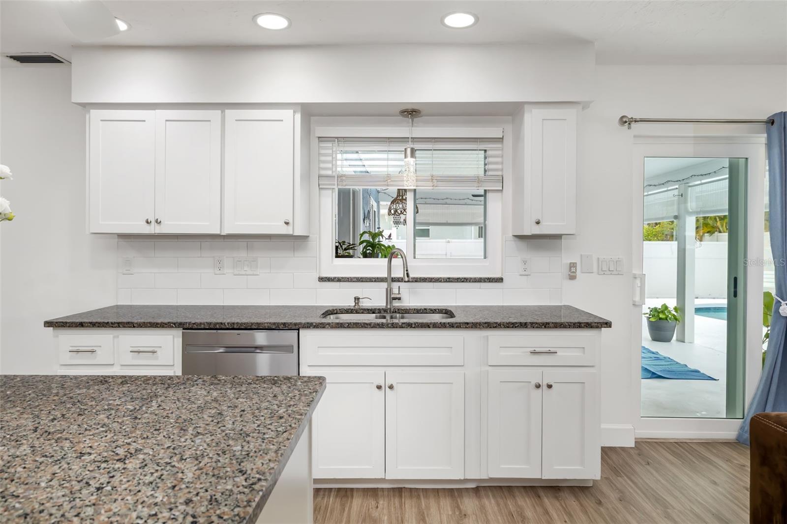 MITCHEM REPLAT - Residential