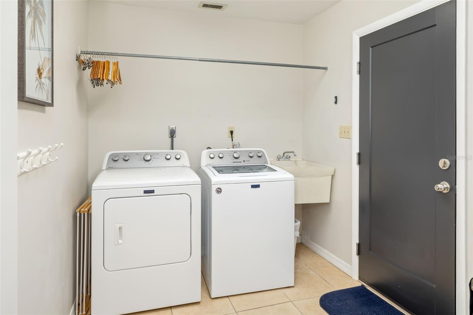 MITCHEM REPLAT - Residential