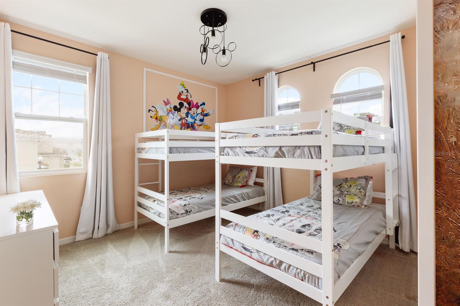 SOLARA RES VACATION VILLAS REP - Residential