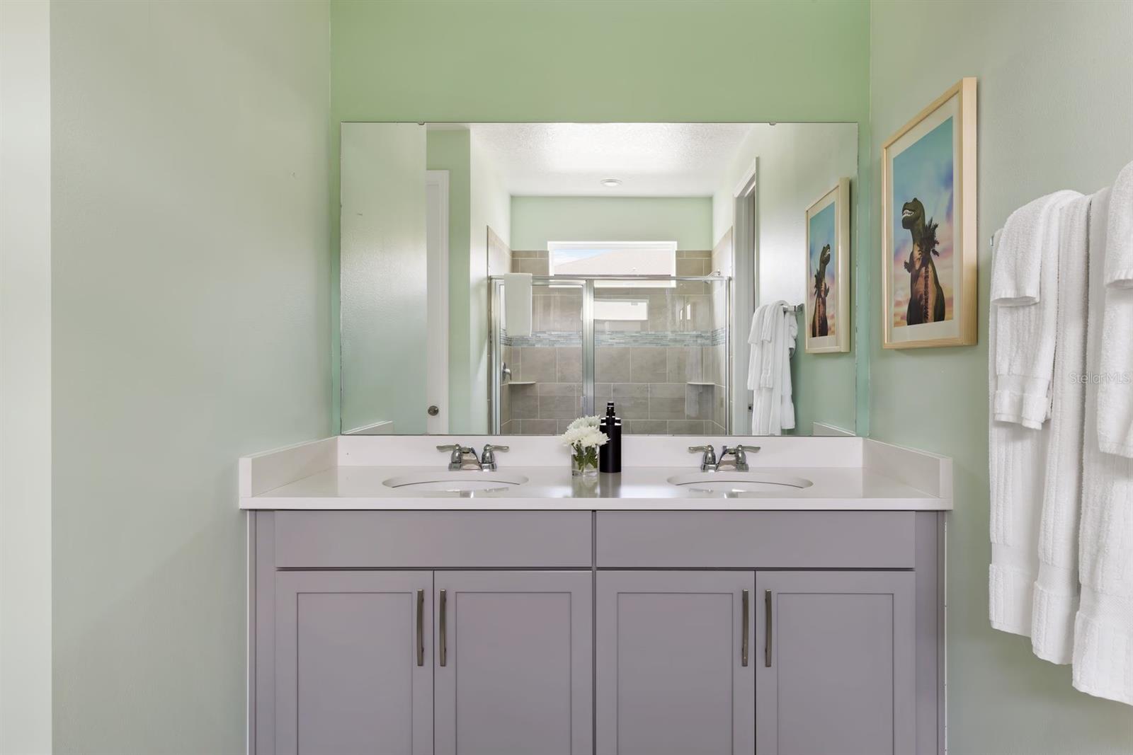 SOLARA RES VACATION VILLAS REP - Residential