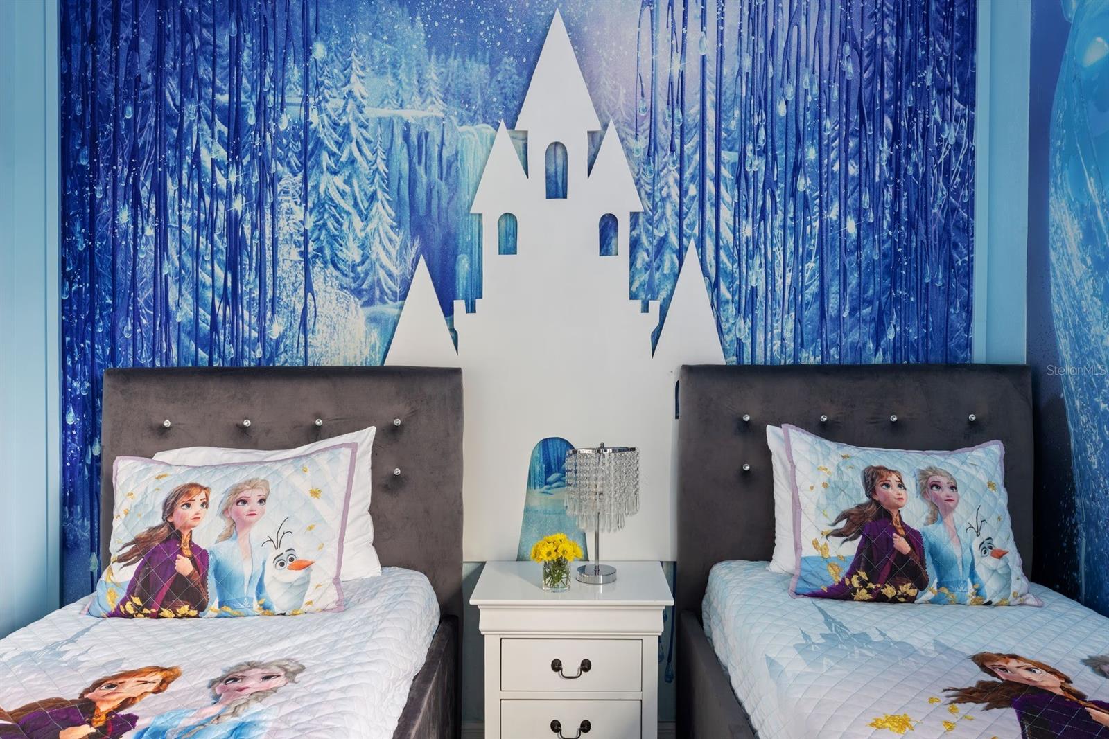 SOLARA RES VACATION VILLAS REP - Residential