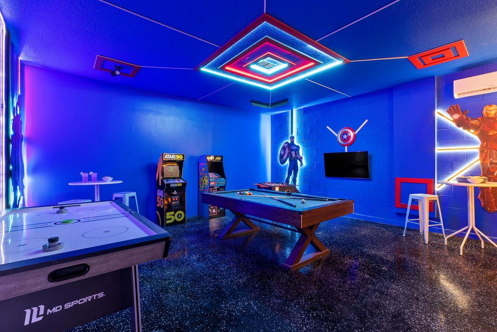 SOLARA RES VACATION VILLAS REP - Residential