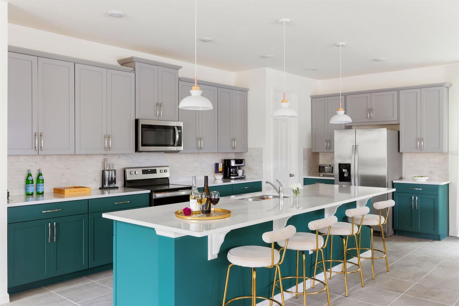 SOLARA RES VACATION VILLAS REP - Residential