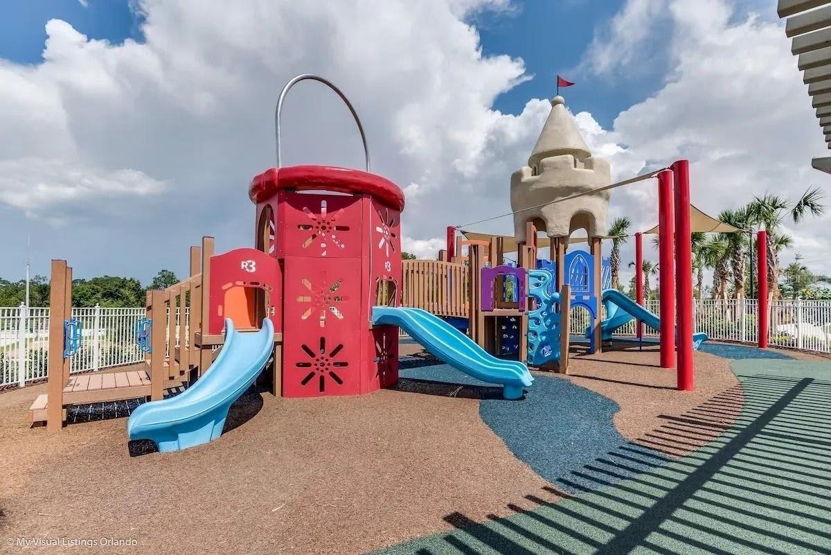 SOLARA RES VACATION VILLAS REP - Residential