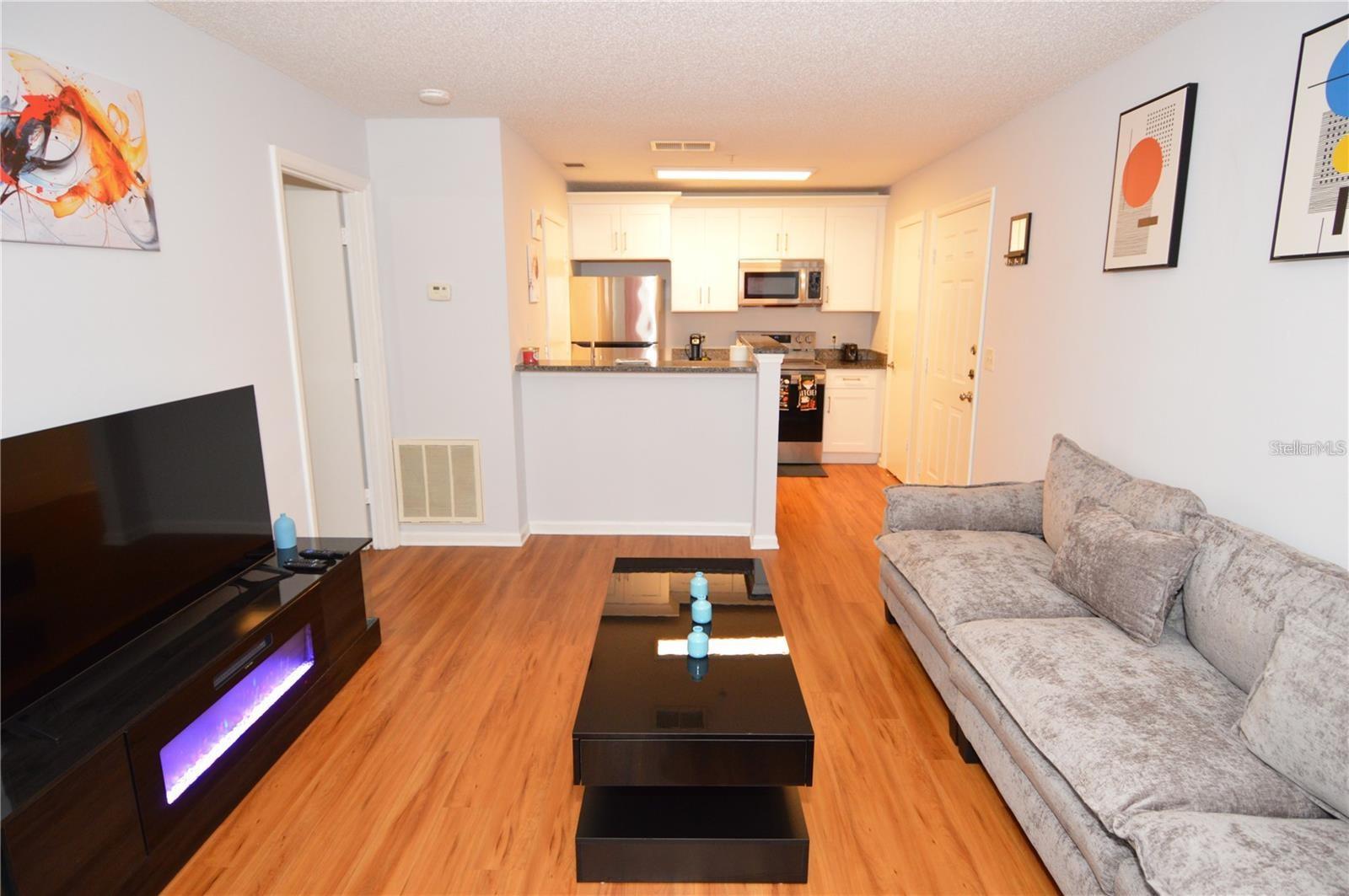 BAYPOINTE PRESERVE CONDO - Residential Lease