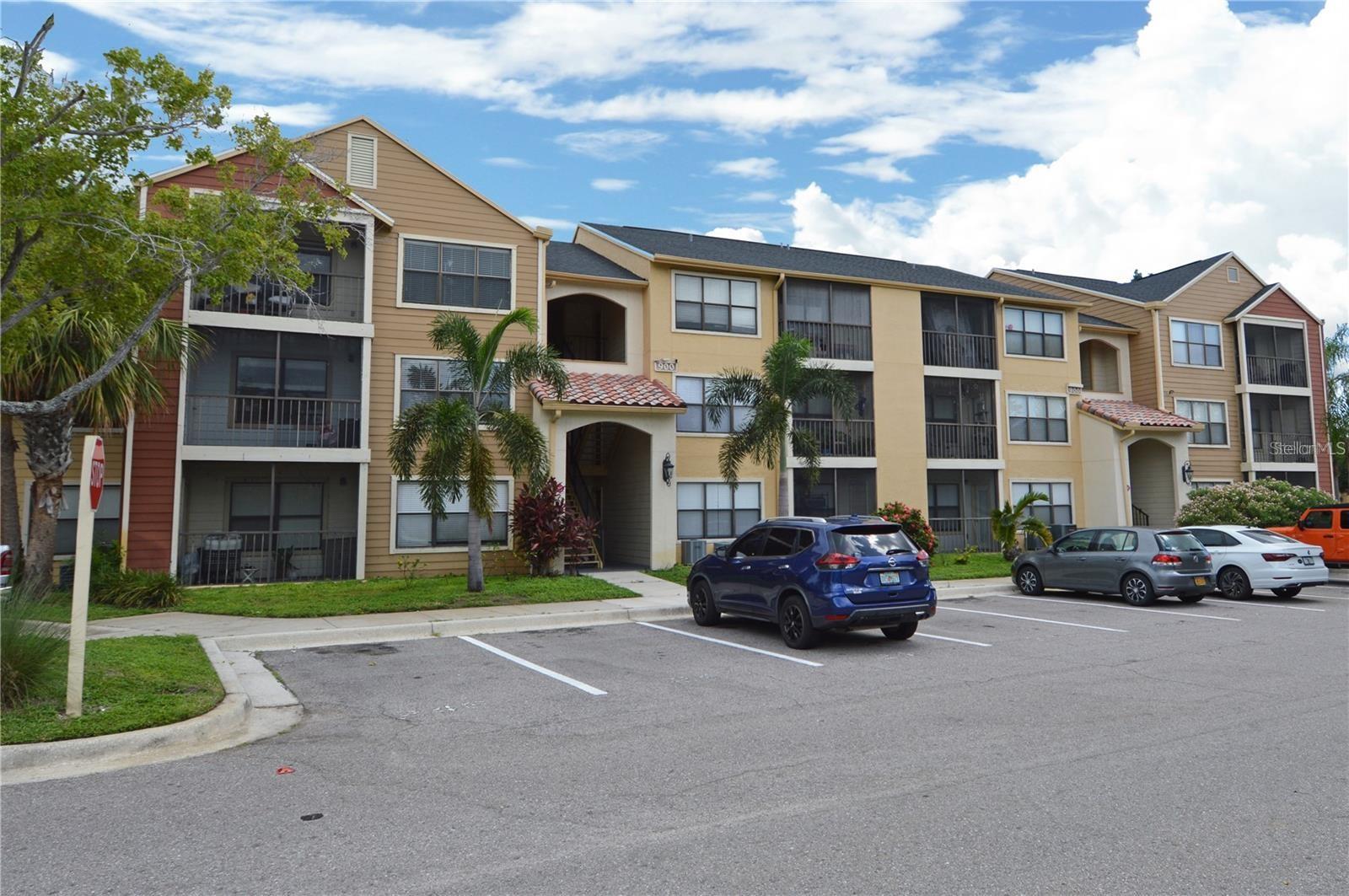 BAYPOINTE PRESERVE CONDO - Residential Lease