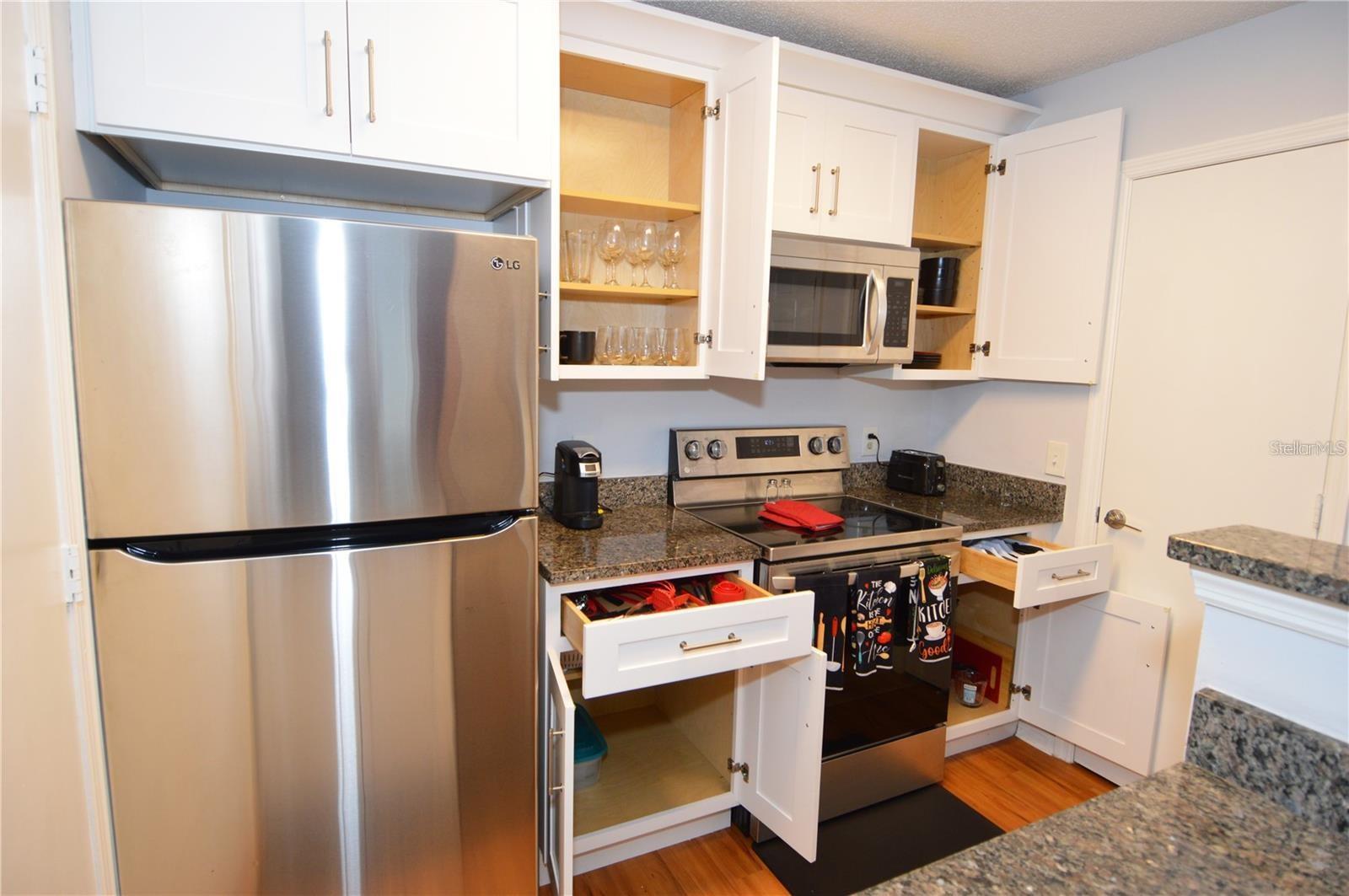 BAYPOINTE PRESERVE CONDO - Residential Lease