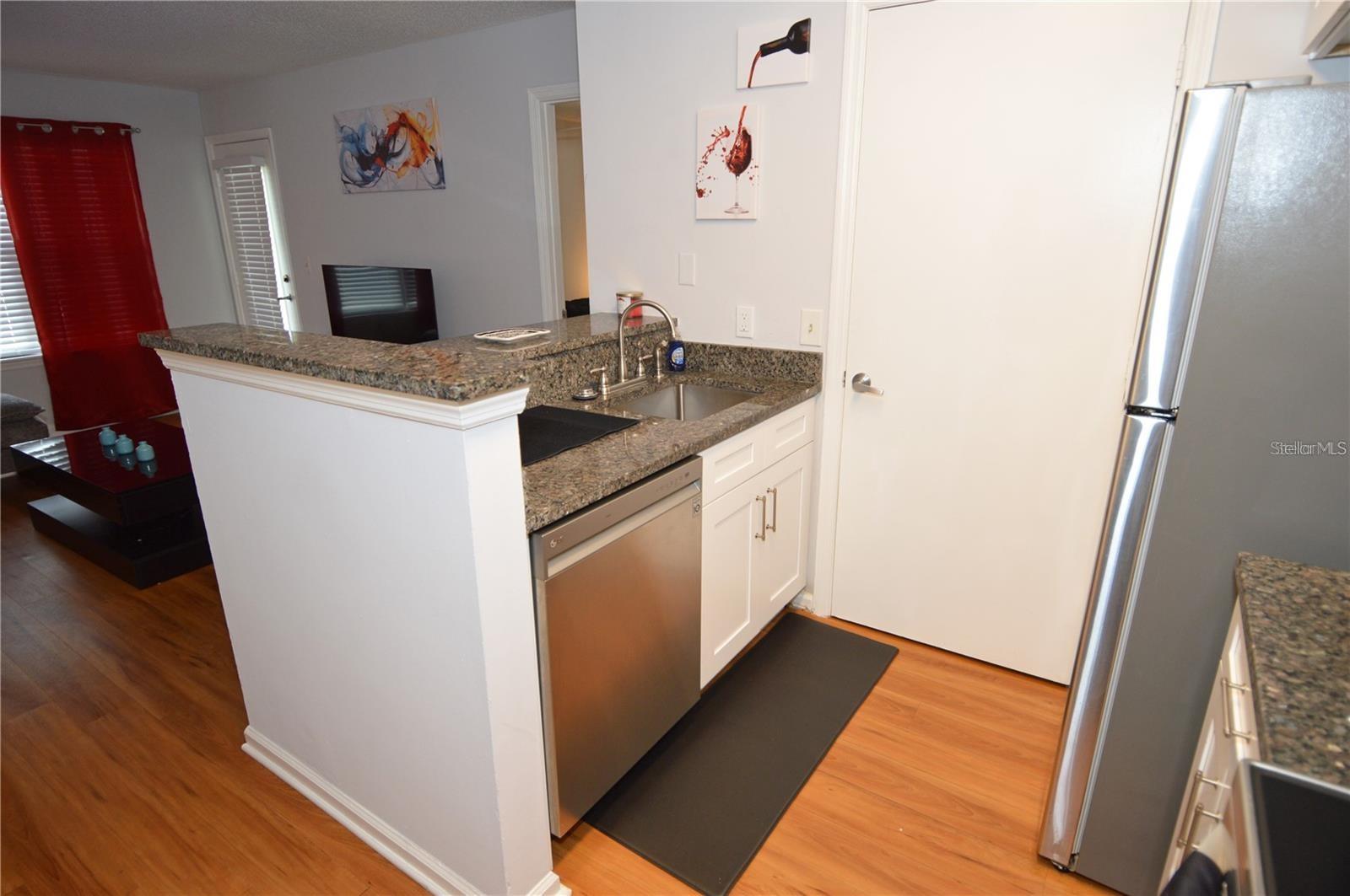 BAYPOINTE PRESERVE CONDO - Residential Lease