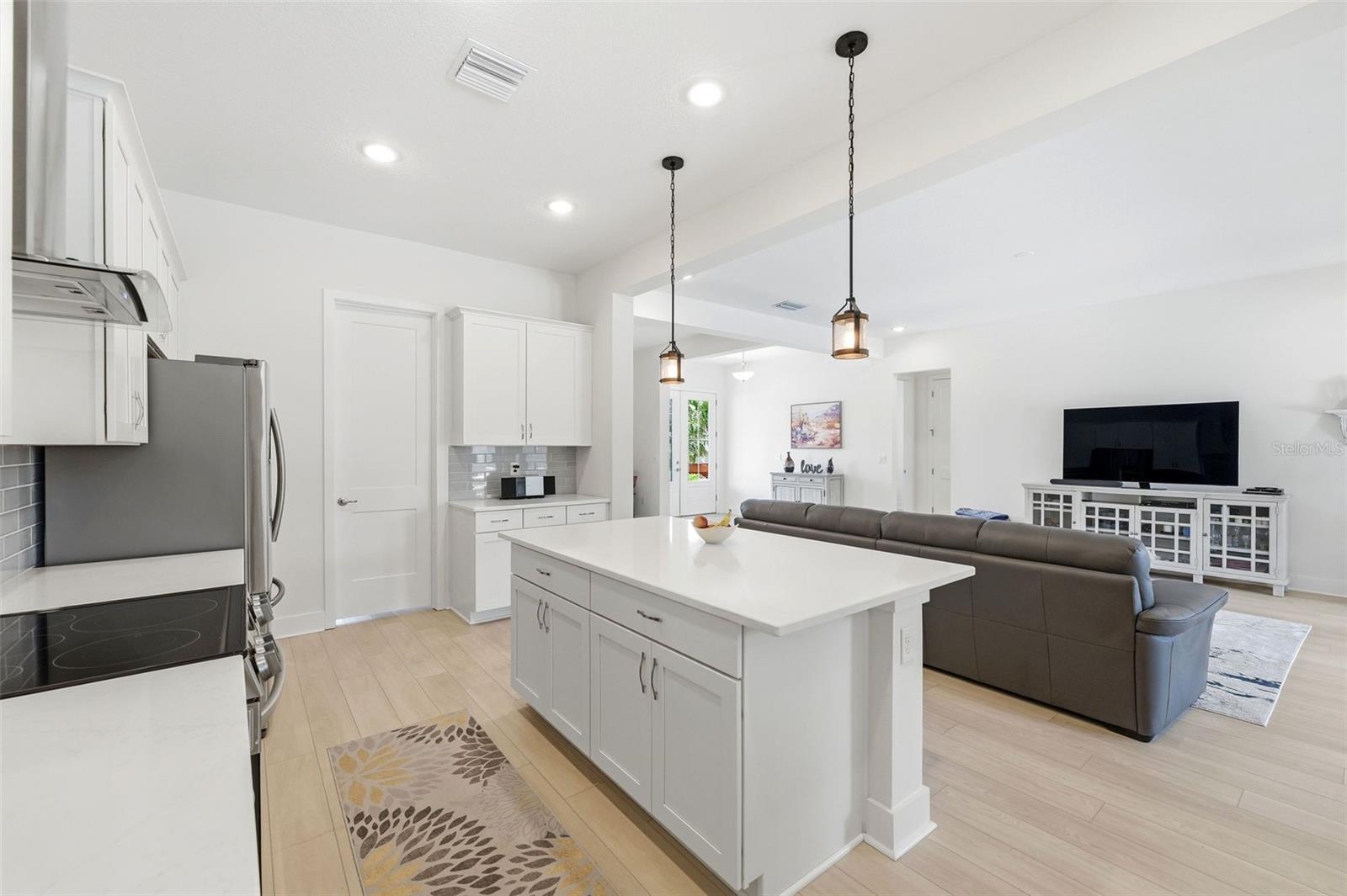 WOODS OF LAKE HELEN - Residential