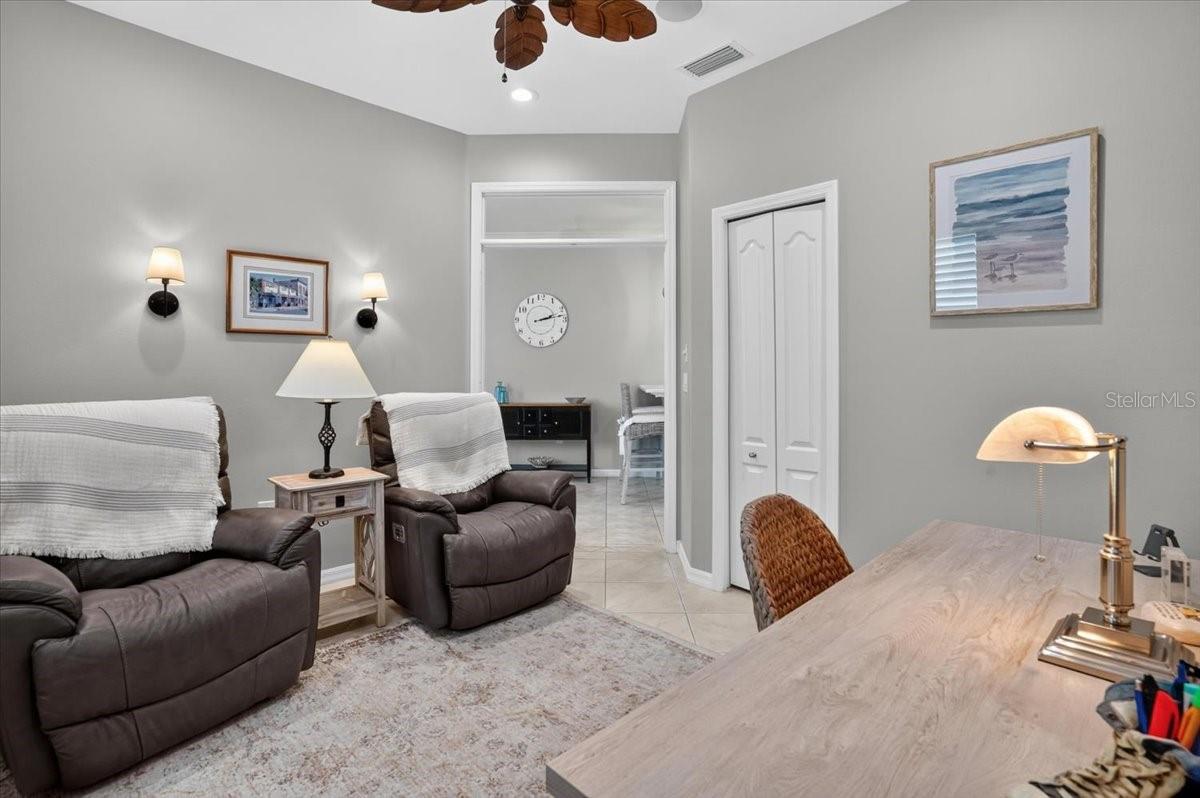 Picture for the property A4703271, 3 beds, 2 baths