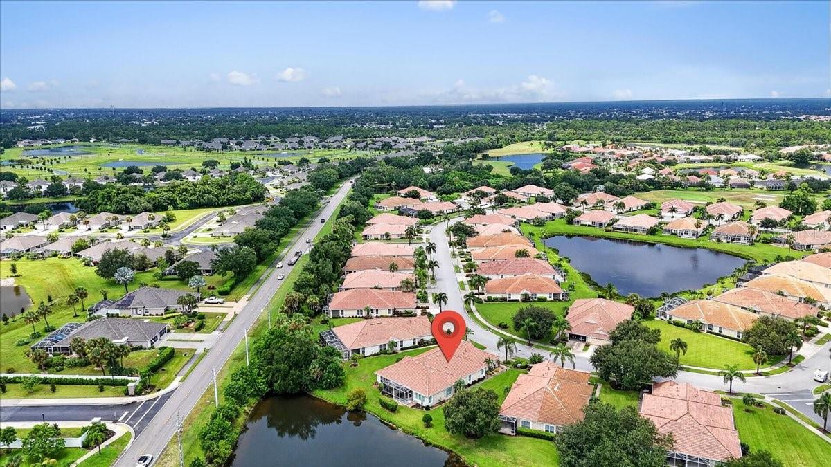 Picture for the property A4703271, 3 beds, 2 baths
