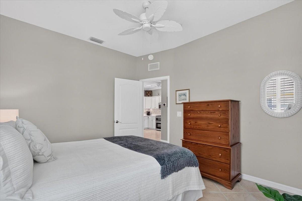 Picture for the property A4703271, 3 beds, 2 baths