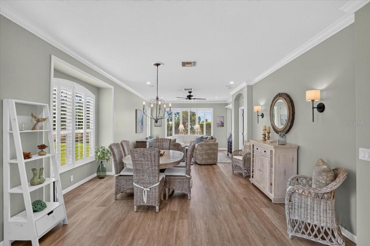 5037 WHISPERING OAKS DRIVE