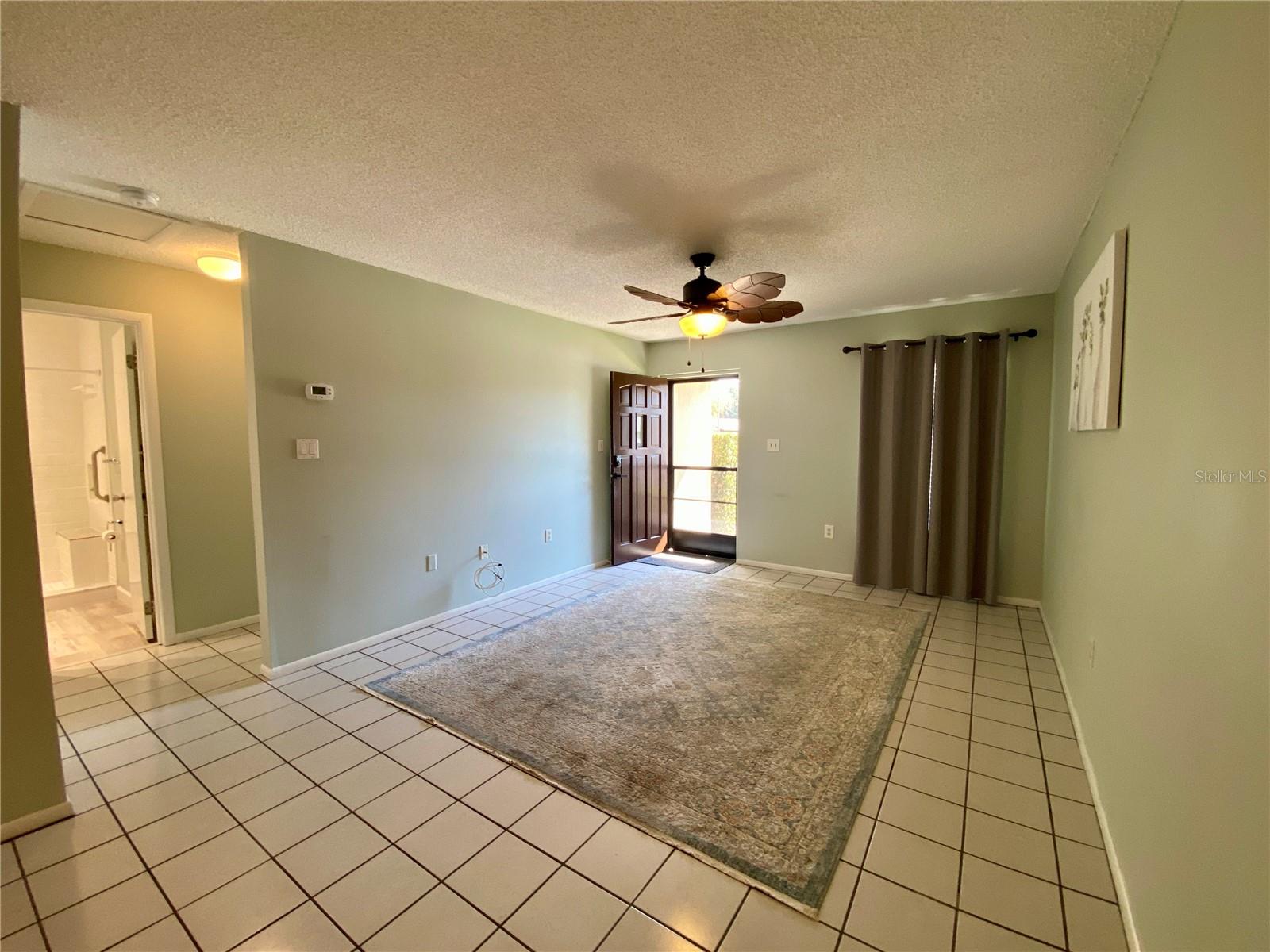 WOODSIDE VILLAGE CONDO - Residential