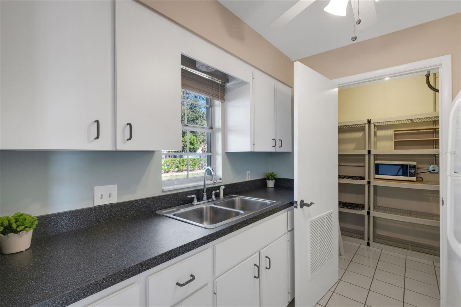 WOODSIDE VILLAGE CONDO - Residential