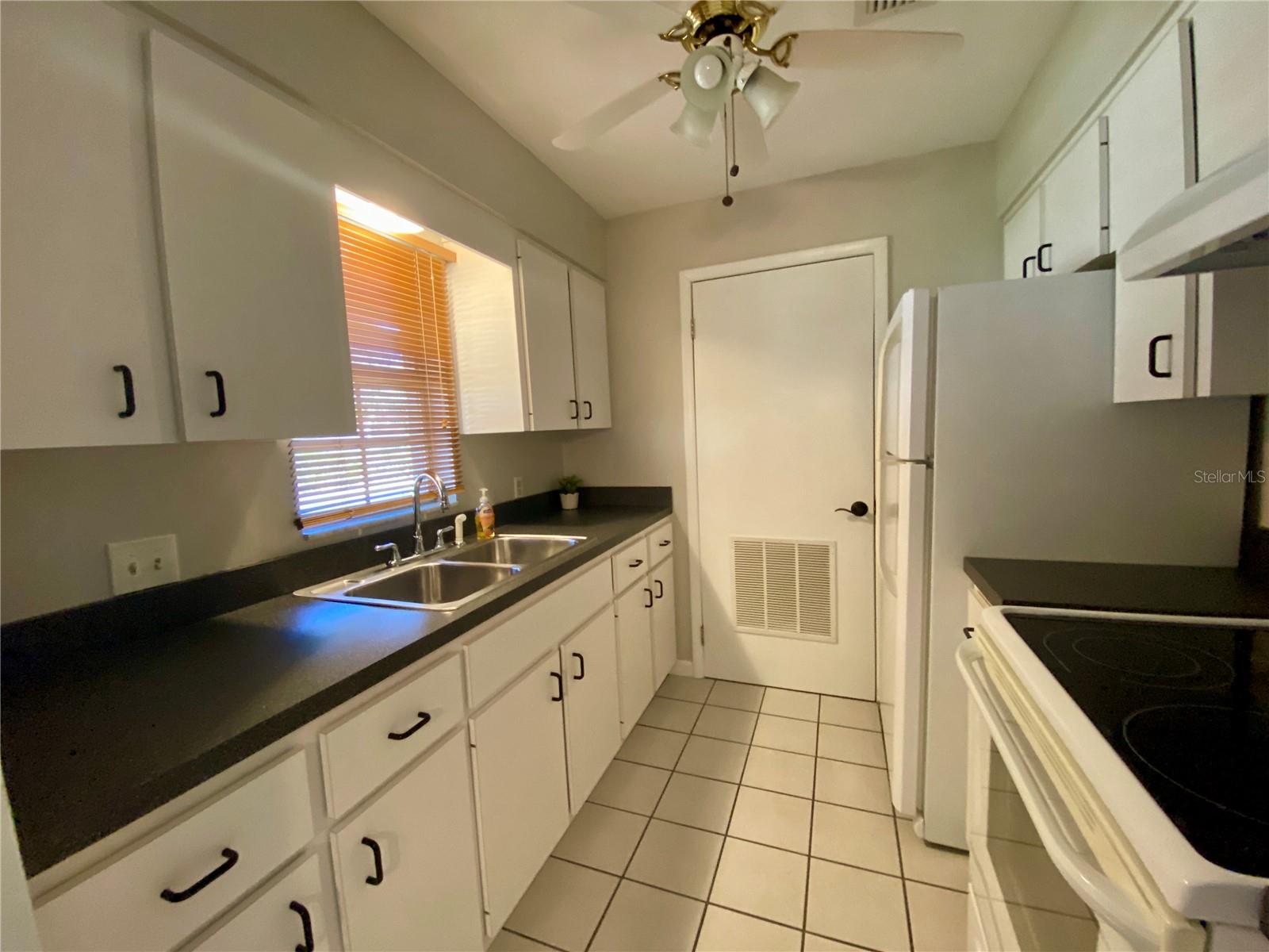 WOODSIDE VILLAGE CONDO - Residential