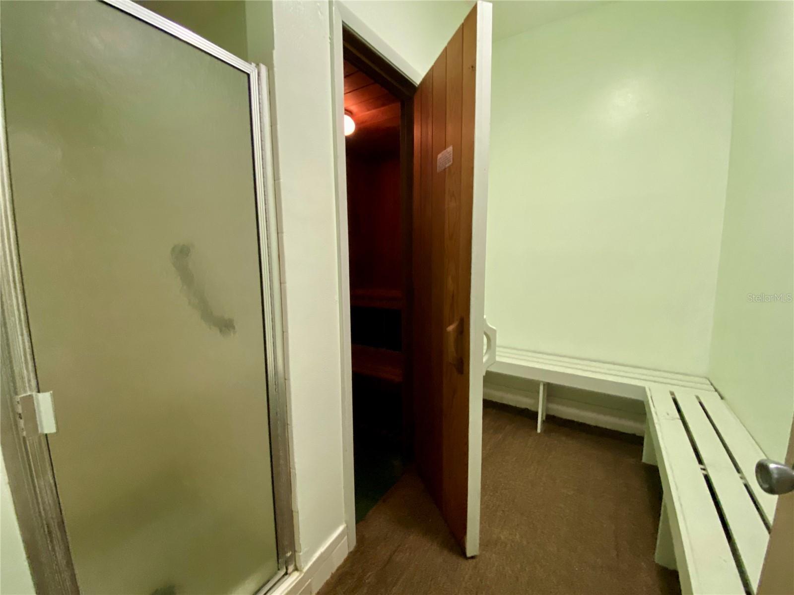 WOODSIDE VILLAGE CONDO - Residential