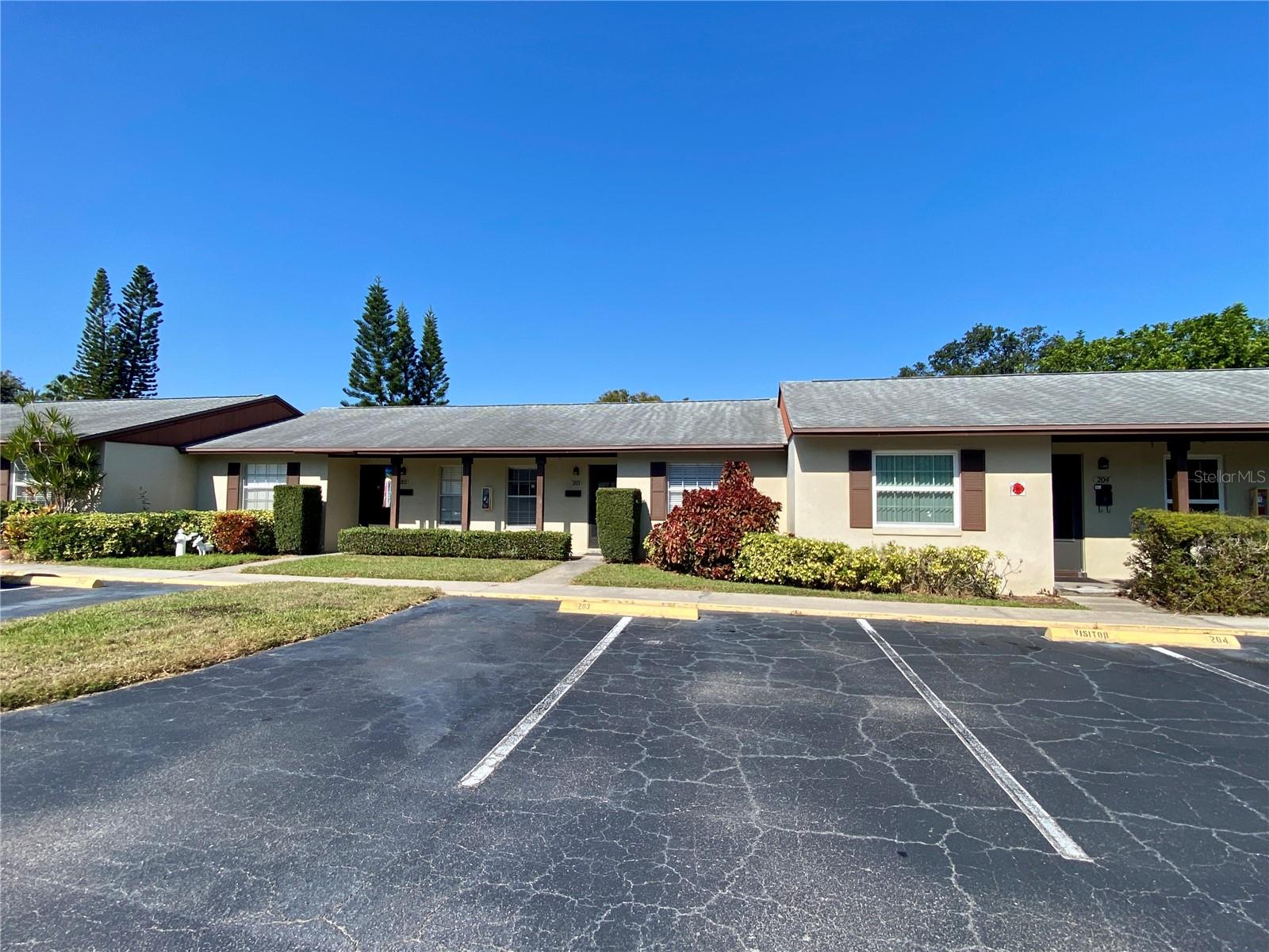 WOODSIDE VILLAGE CONDO - Residential