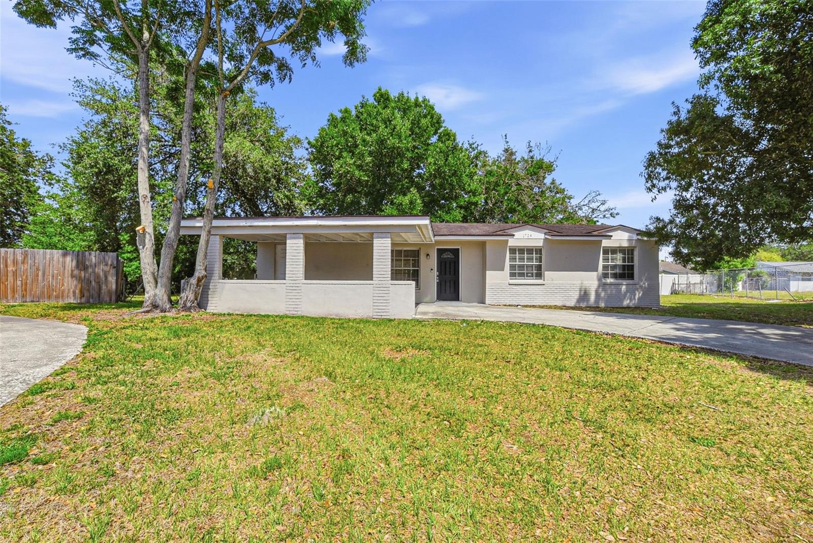 RICHMOND HEIGHTS - Residential