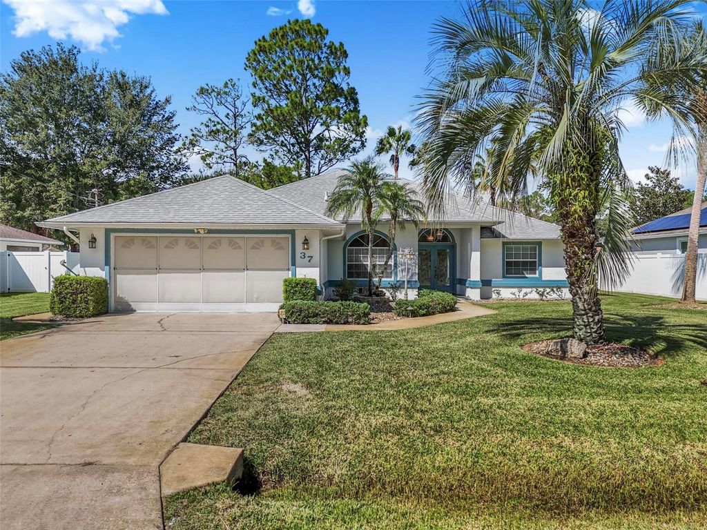 Photo of 37 Barkley Ln, Palm Coast, FL 32137 (MLS # FC313525)