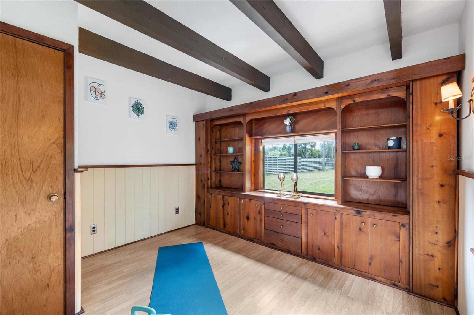04 LAKES ESTATES - Residential