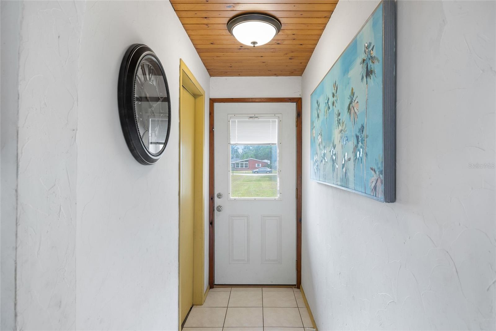 04 LAKES ESTATES - Residential