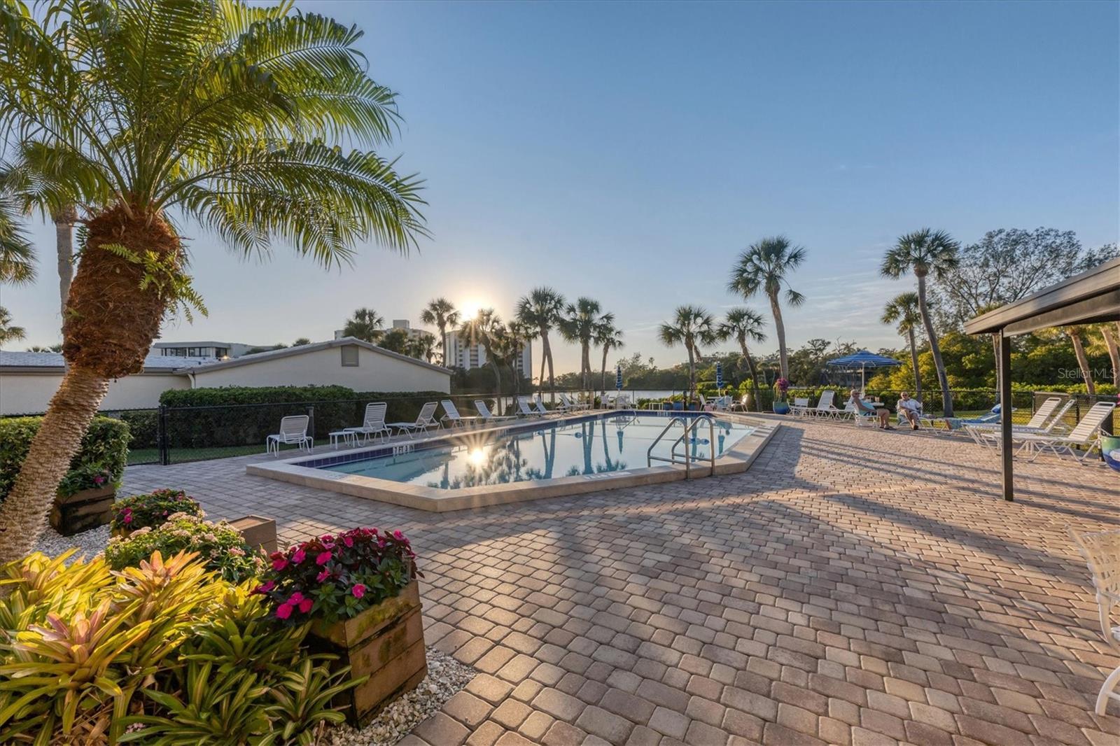 WHISPERING SANDS SEC 6 - Residential Lease