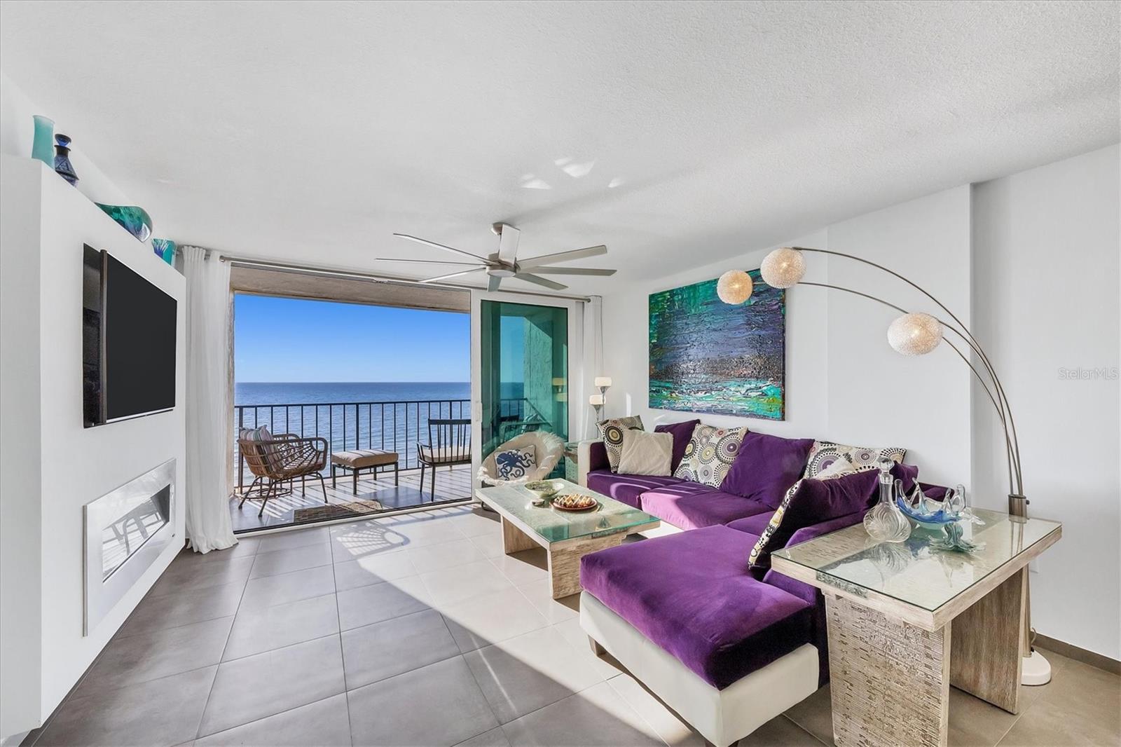 WHISPERING SANDS SEC 6 - Residential Lease