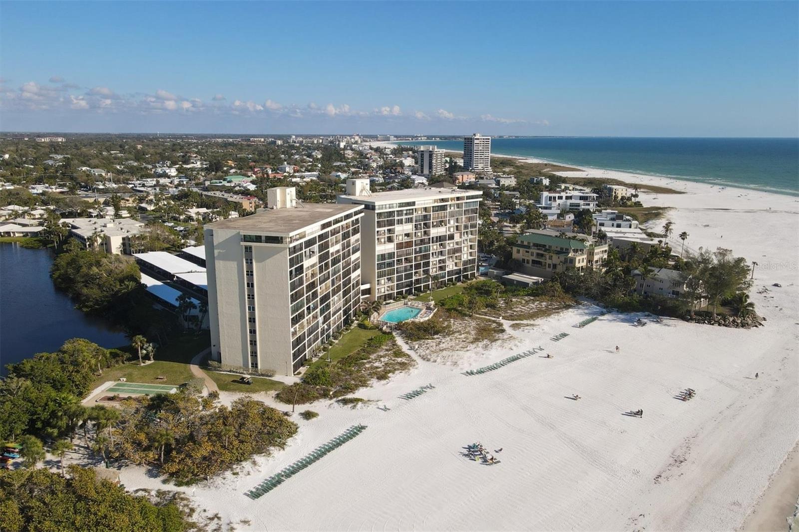 WHISPERING SANDS SEC 6 - Residential Lease