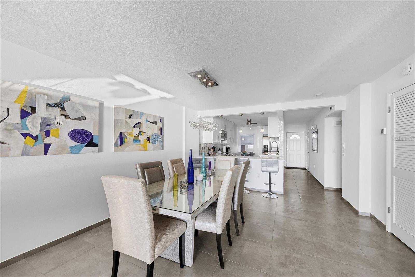 WHISPERING SANDS SEC 6 - Residential Lease