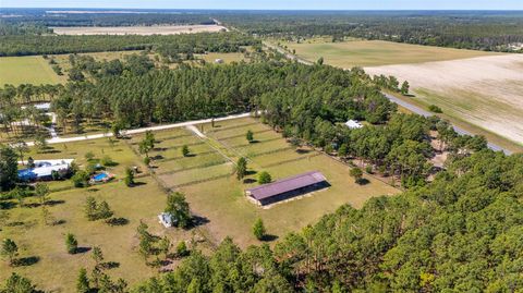 Tiny photo for 13531 SE 54th Street, Morriston, FL 32668 (MLS # OM723658)