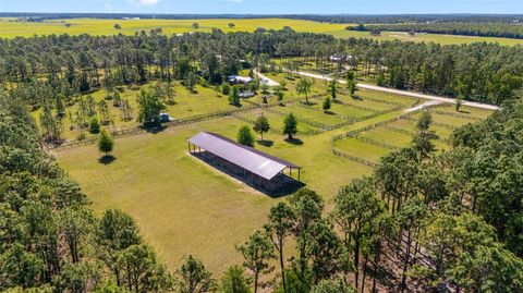 Tiny photo for 13531 SE 54th Street, Morriston, FL 32668 (MLS # OM723658)