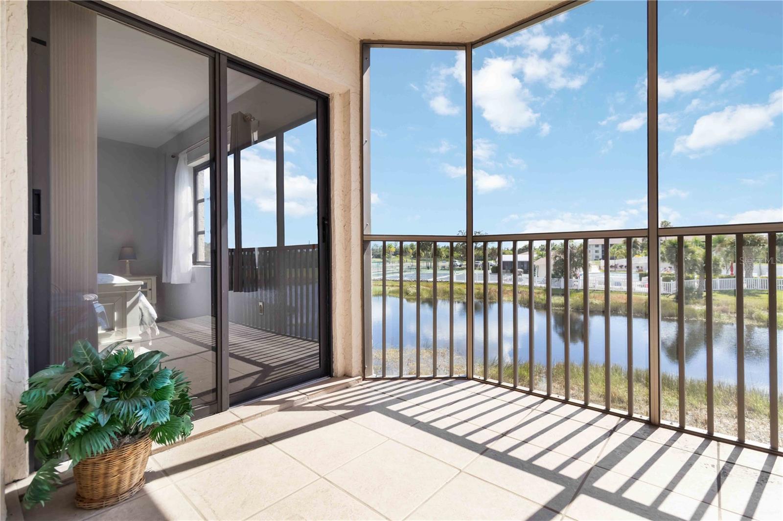NEWPORT 02 PH 01 BLDG 10 - Residential